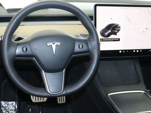 Used 2022 Tesla Model Y Performance AWD/4WD image 21