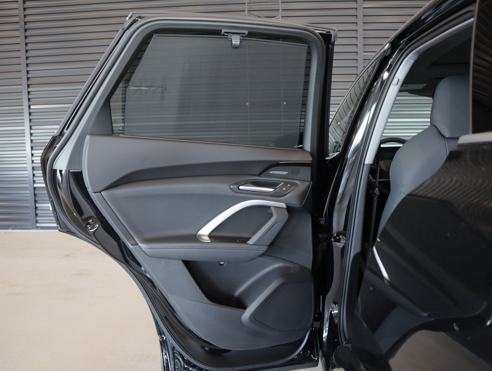Used 2025 Audi Q5 Premium w/ Premium Plus AWD/4WD image 29