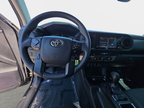 Used 2023 Toyota Tacoma SR AWD/4WD image 15