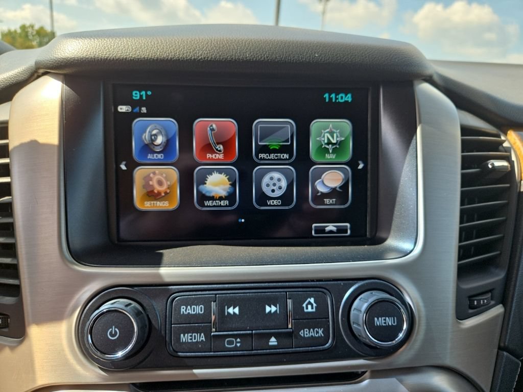 Used 2017 GMC Yukon Denali w/ Open Road Package AWD/4WD image 21