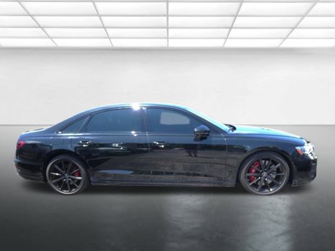 Used 2023 Audi S8 4dr w/ S8 Comfort Plus Package image 3