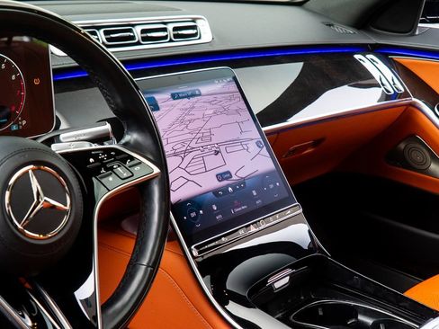 Used 2022 Mercedes-Benz S 500 4MATIC image 15
