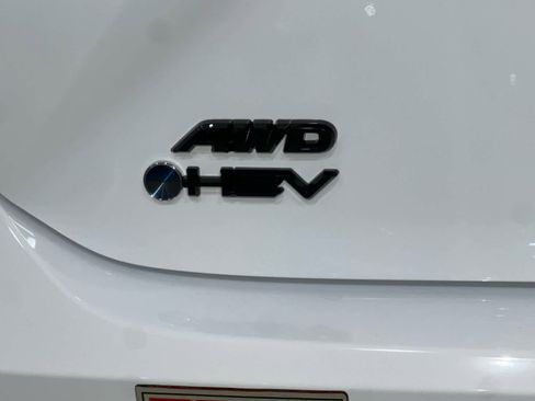 New 2026 Toyota Camry SE w/ Convenience Package image 9