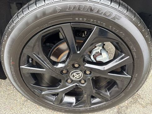 Used 2022 Toyota C-HR Nightshade image 9