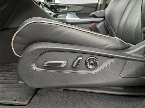 Used 2022 Acura MDX SH-AWD w/ Advance Package image 11