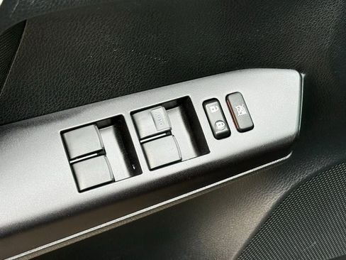 Used 2018 Toyota RAV4 LE w/ All Weather Liner Package AWD/4WD image 15
