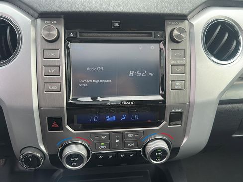 Used 2017 Toyota Tundra Platinum AWD/4WD image 17