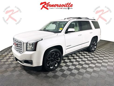 Used 2020 GMC Yukon Denali w/ Open Road Package image 3