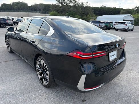 Certified 2026 BMW 530i w/ Premium Package RWD image 3