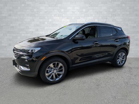 Used 2023 Buick Encore GX Essence w/ Experience Buick Package image 9