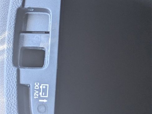 Used 2022 Jeep Grand Cherokee Laredo X image 24