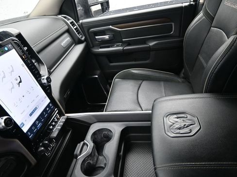 Used 2024 RAM 2500 Laramie image 20