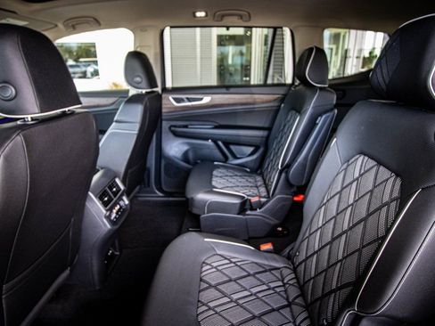 New 2026 Volkswagen Atlas SEL Premium R-Line AWD/4WD image 49