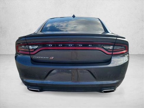Used 2018 Dodge Charger GT image 6