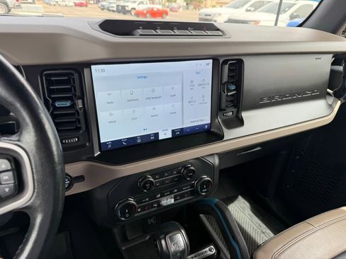 Used 2022 Ford Bronco Wildtrak AWD/4WD image 24