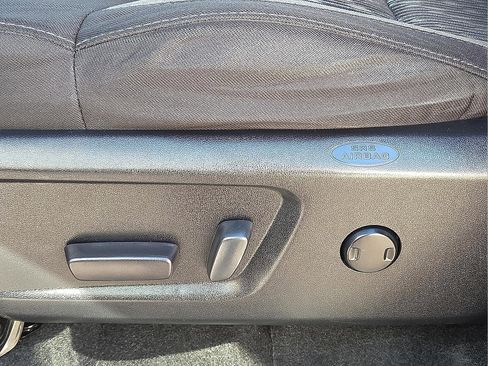 Used 2019 Toyota Tundra SR5 image 14