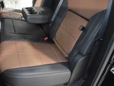 Used 2024 Chevrolet Silverado 1500 High Country image 16