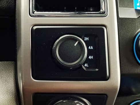 Used 2019 Ford F150 Lariat AWD/4WD image 16