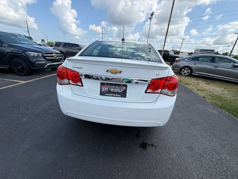 Used 2016 Chevrolet Cruze LT FWD image 4