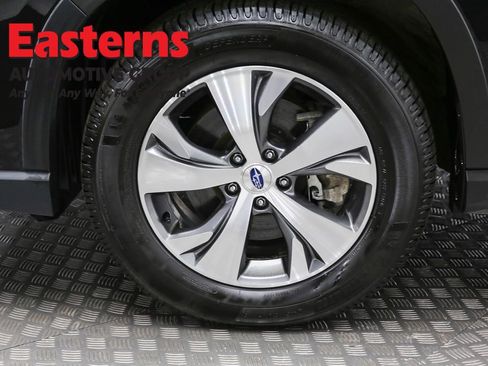 Used 2024 Subaru Ascent Premium w/ Convenience Package image 32