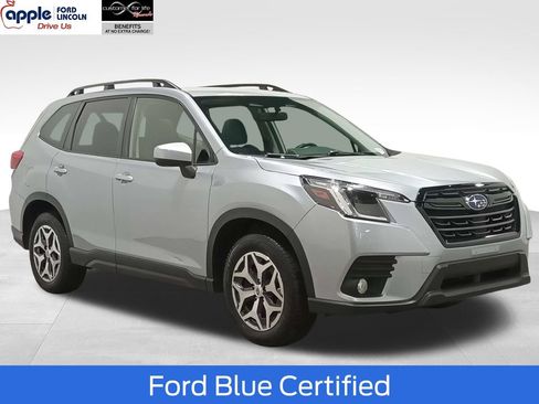 Used 2022 Subaru Forester Premium AWD/4WD image 1