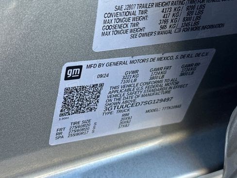 Used 2025 GMC Sierra 1500 Elevation image 54