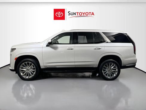 Used 2024 Cadillac Escalade Premium Luxury w/ Performance Package AWD/4WD image 7