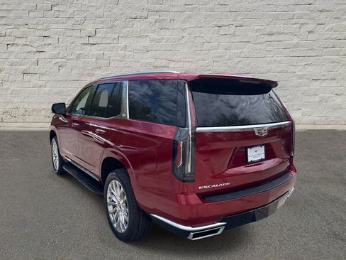 Certified 2023 Cadillac Escalade Premium Luxury AWD/4WD image 7