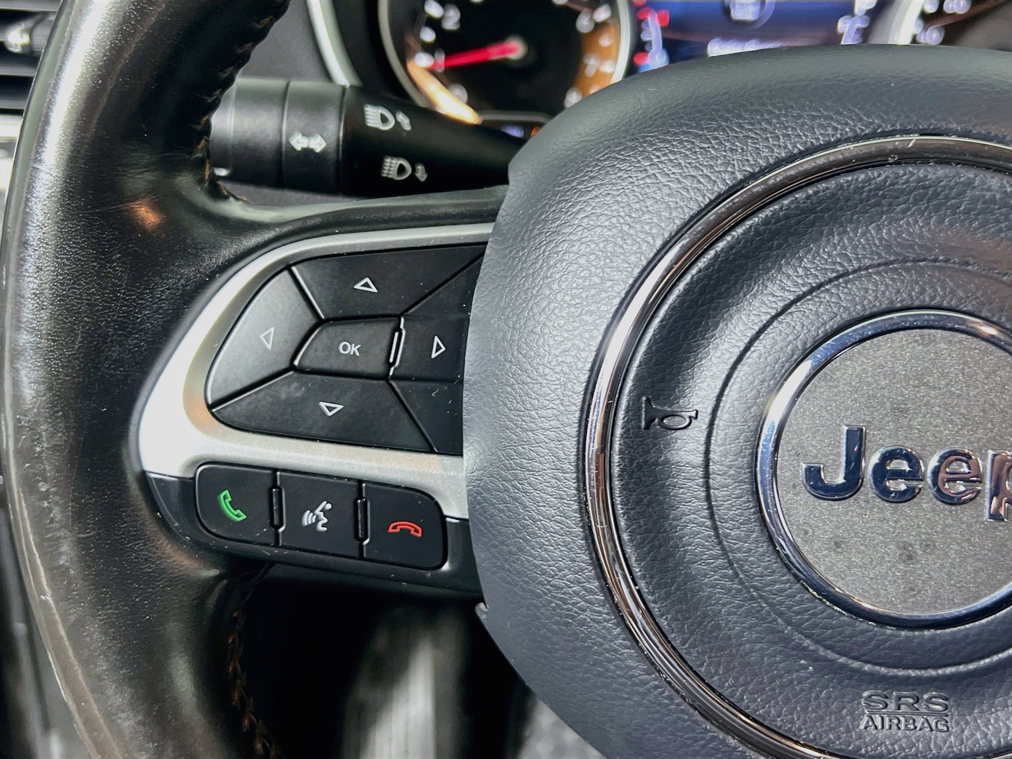 Used 2018 Jeep Compass Latitude w/ Popular Equipment Group AWD/4WD image 18