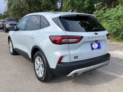 Used 2026 Ford Escape Active FWD image 9