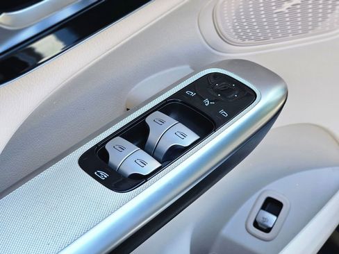 Certified 2023 Mercedes-Benz GLC 300 4MATIC image 16