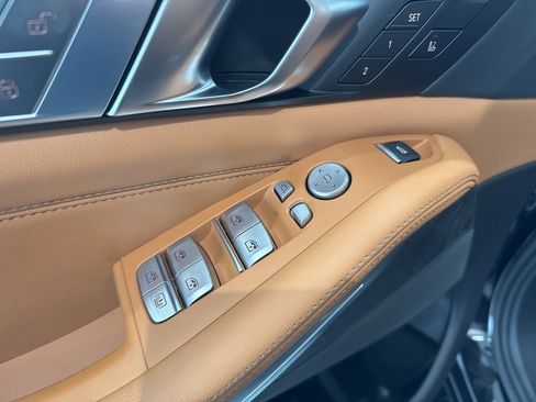 New 2026 BMW X7 xDrive40i image 43