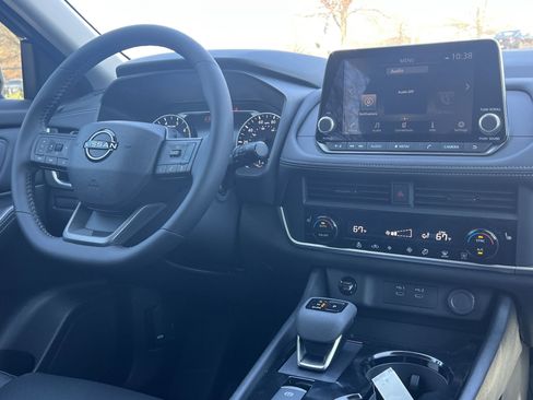 New 2026 Nissan Rogue SV image 3