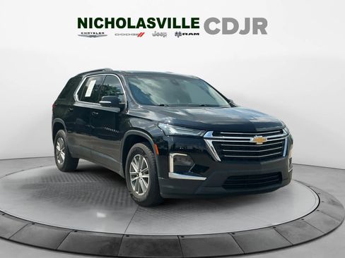 Used 2023 Chevrolet Traverse LT FWD image 7