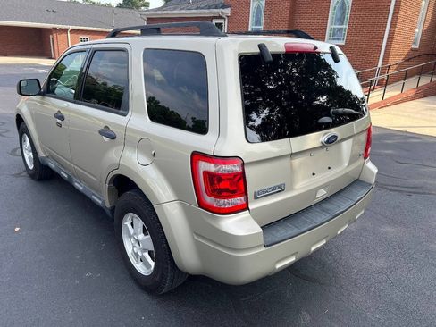Used 2012 Ford Escape XLT image 5