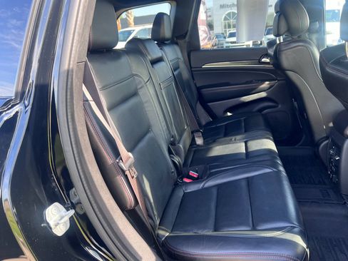 Certified 2021 Jeep Grand Cherokee Trailhawk w/ Trailhawk Luxury Group AWD/4WD image 13