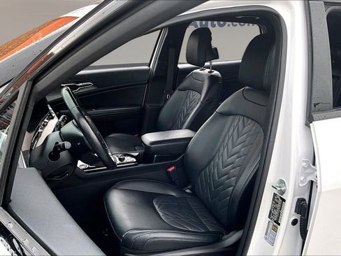 Used 2023 Kia Sportage X-Pro Prestige AWD/4WD image 24