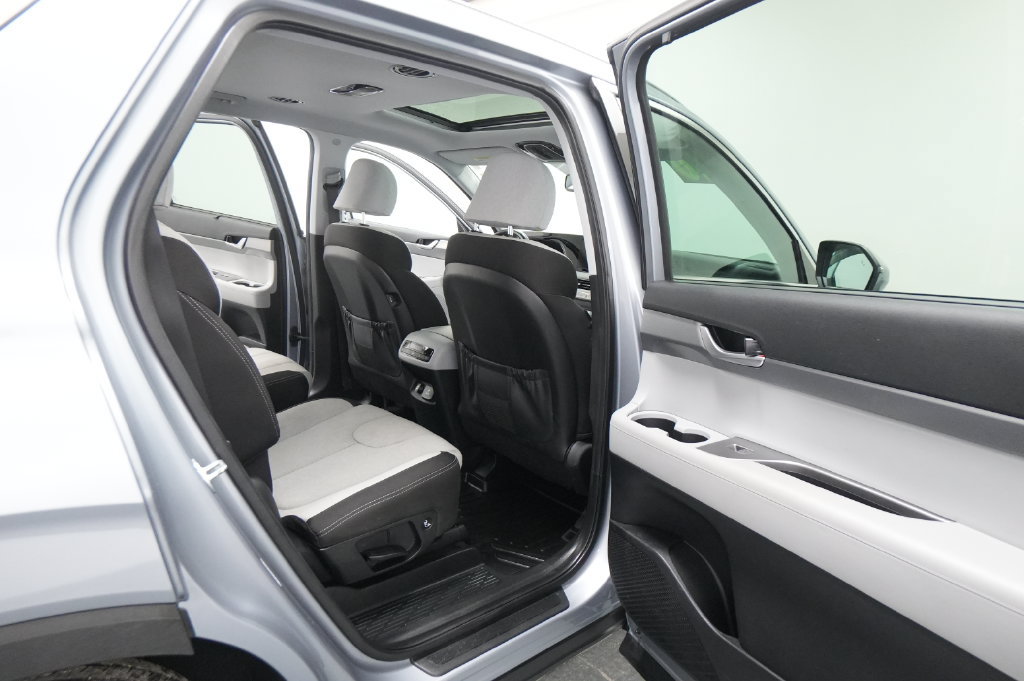 Used 2020 Hyundai Palisade SEL w/ Convenience Package FWD image 30