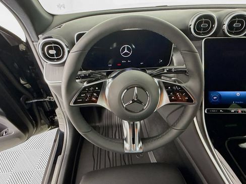 Used 2026 Mercedes-Benz GLC 300 4MATIC image 12