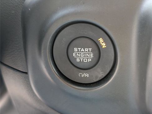 Used 2022 Jeep Wrangler Sport S image 21
