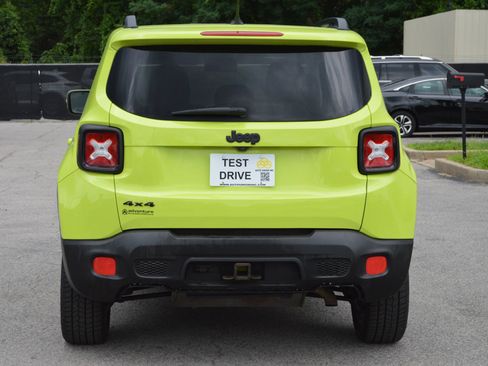 Used 2017 Jeep Renegade Altitude AWD/4WD image 5