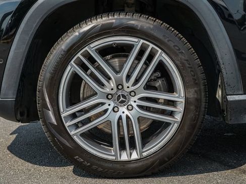Used 2021 Mercedes-Benz GLS 450 4MATIC image 18