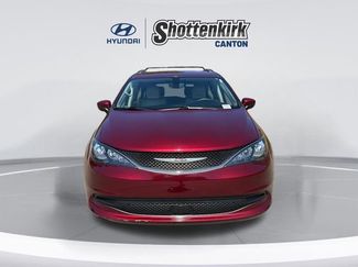 Used 2021 Chrysler Voyager Lxi video 2