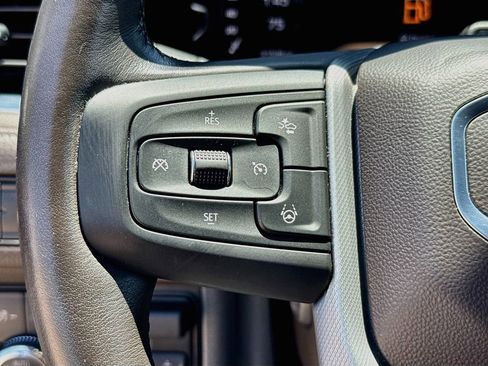 Used 2024 GMC Yukon Denali w/ Denali Reserve Package RWD image 19