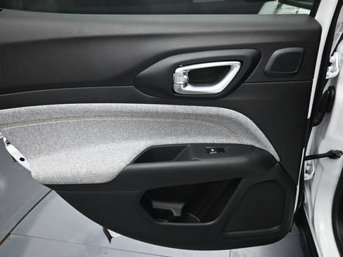 New 2026 Jeep Compass Latitude AWD/4WD image 20