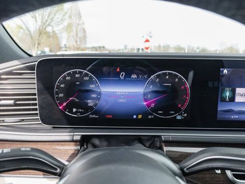 Certified 2024 Mercedes-Benz GLE 450 4MATIC image 34