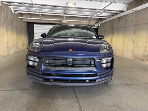 Used 2023 Porsche Macan S AWD/4WD image 11