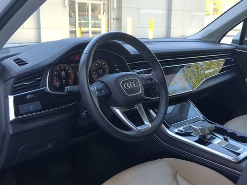 Used 2025 Audi Q7 3.0T Premium Plus image 10