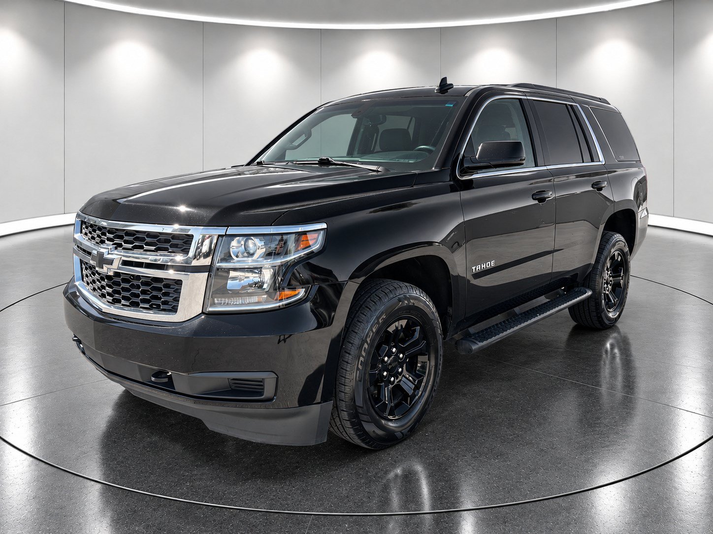 Used 2019 Chevrolet Tahoe LS AWD/4WD image 1
