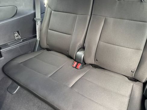 Used 2021 Ford Explorer XLT AWD/4WD image 18